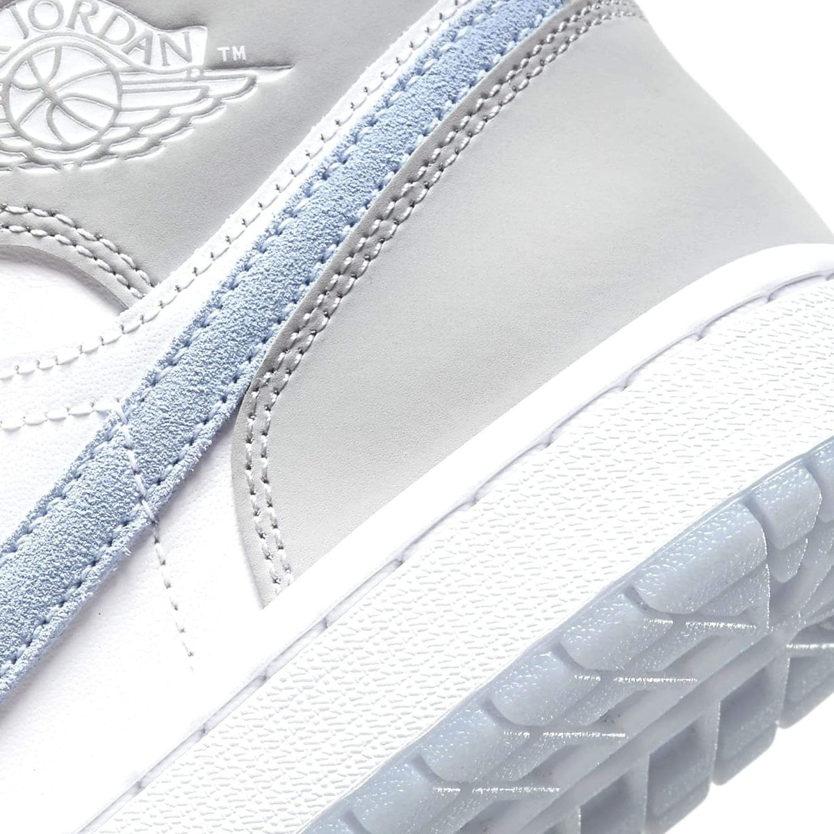Air Jordan 1 Mid Wmns 'White Wolf Grey' - Bascora