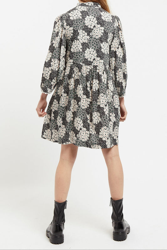 Suzanne Flower Patch Mini Dress Black/White - Bascora