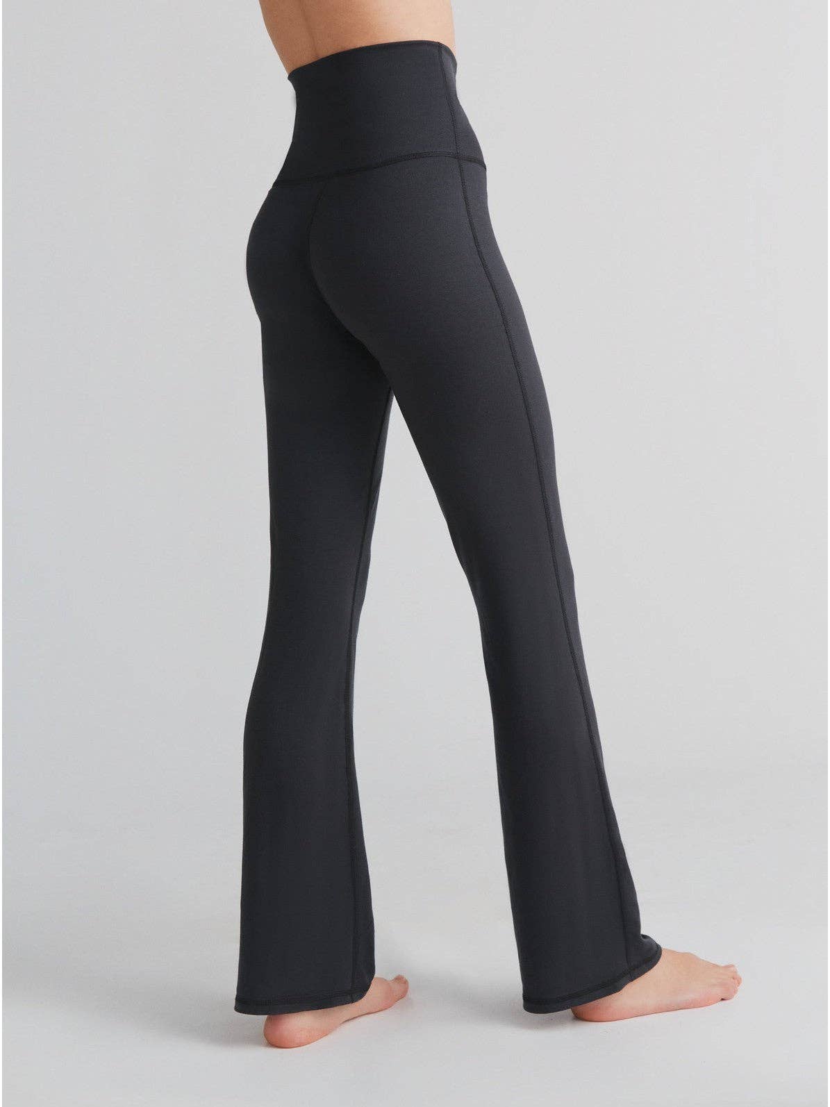 The Flare – TENCEL™ Lyocell Leggings - Bascora