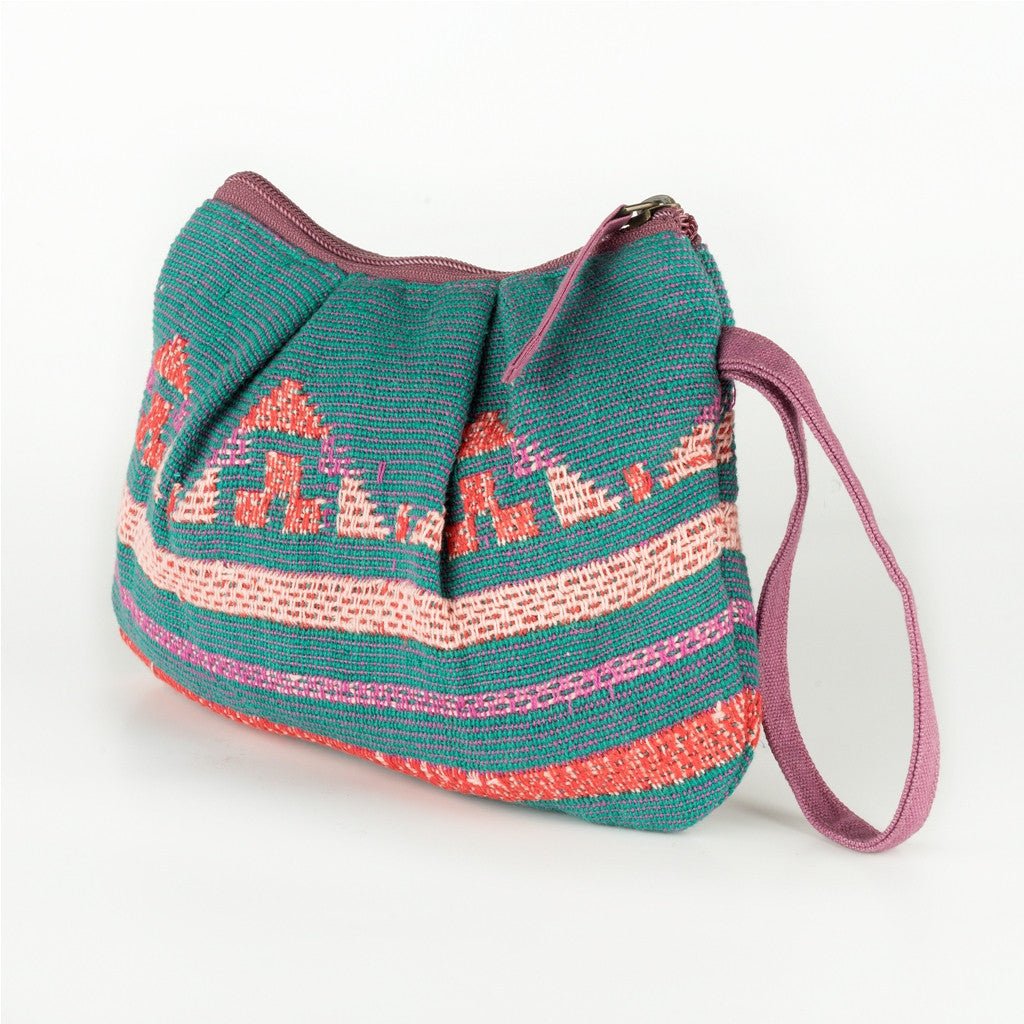 The Freelove Cosmetic Pouch from SVEŽElife - Bascora