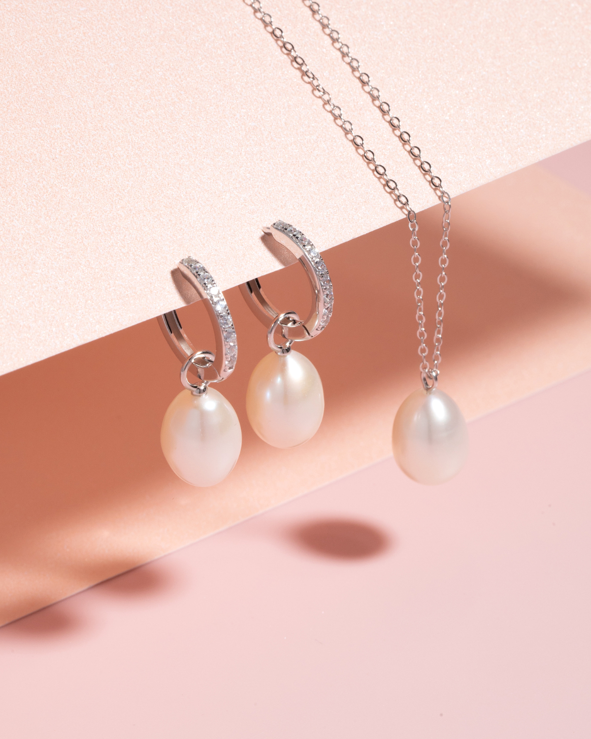 Vianne Jewellery Pearl and Moissanite Bridal Jewellery Set in Sterling Silver