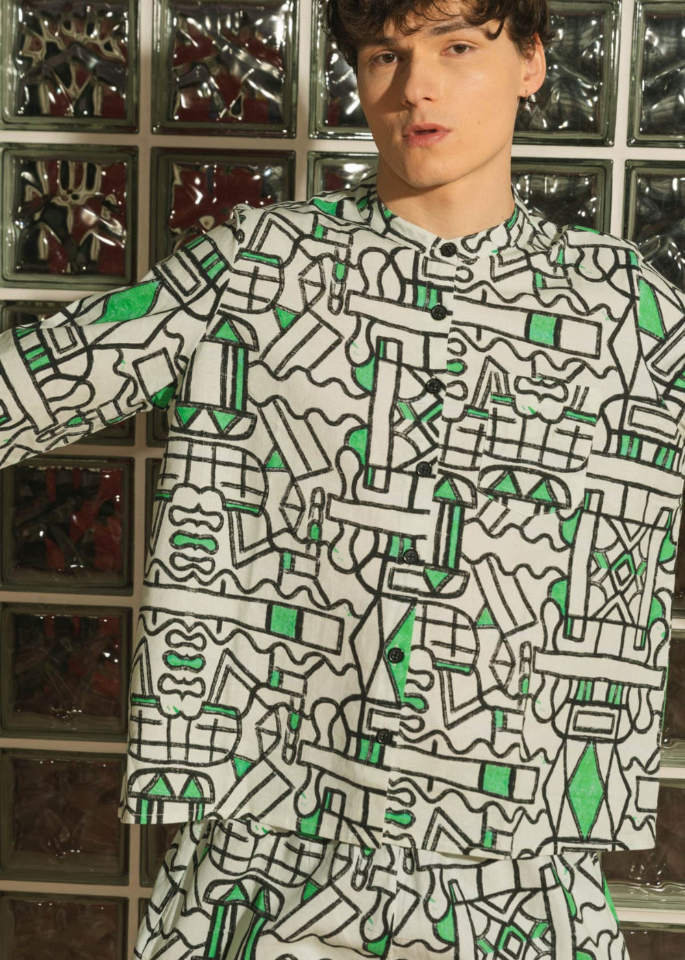 Wild Clouds Organic Cotton and Linen Shirt in Circuit Garden