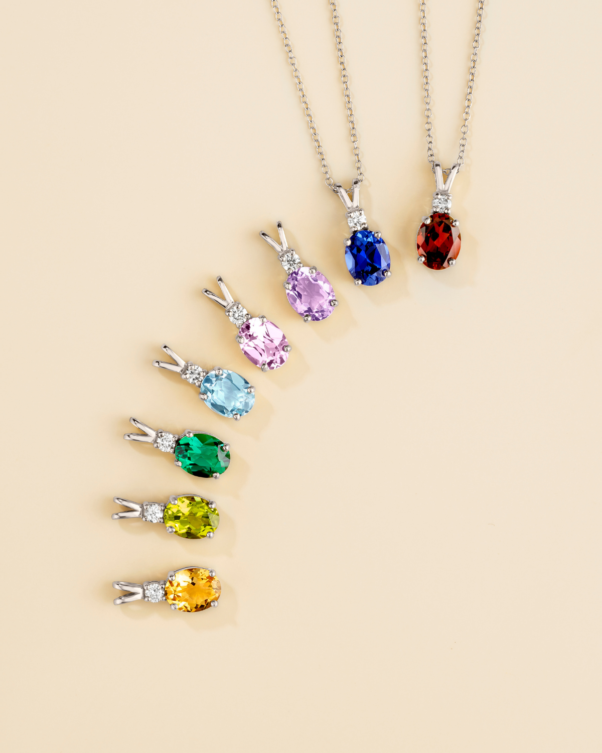 Vianne Jewellery Natural Peridot Oval Pendant Necklace in Sterling Silver