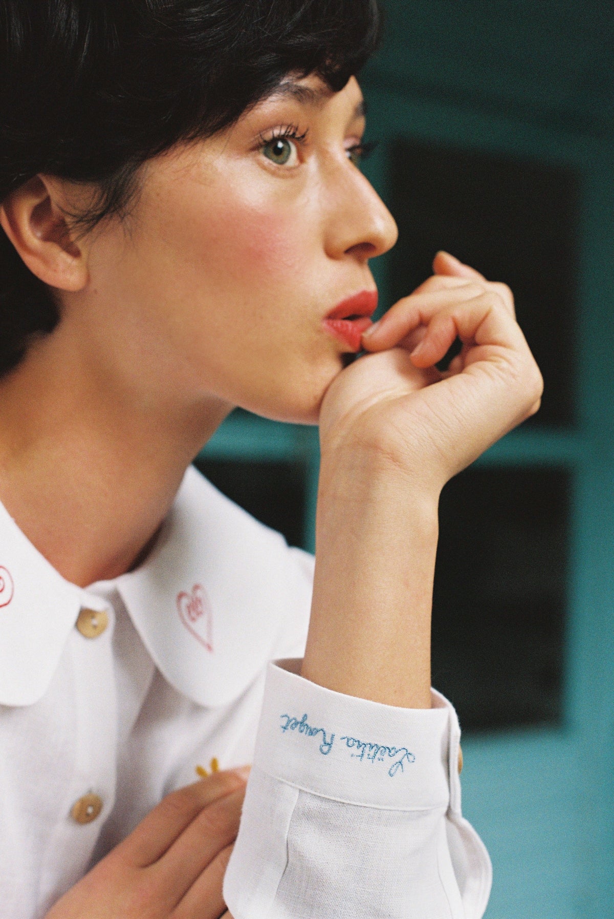 Má + Lin OLALA Embroidered Claudine Linen Blouse - White x Laetitia Rouget