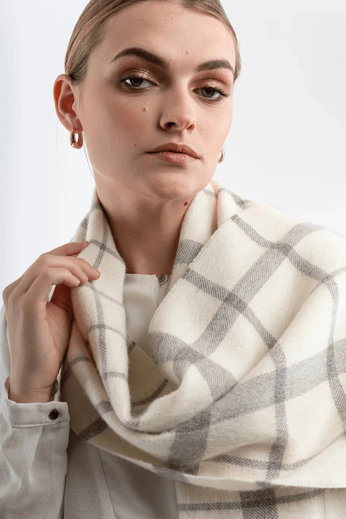Lavender Hill Clothing Luxury Alpaca Plaid Scarf in Undyed Fibres