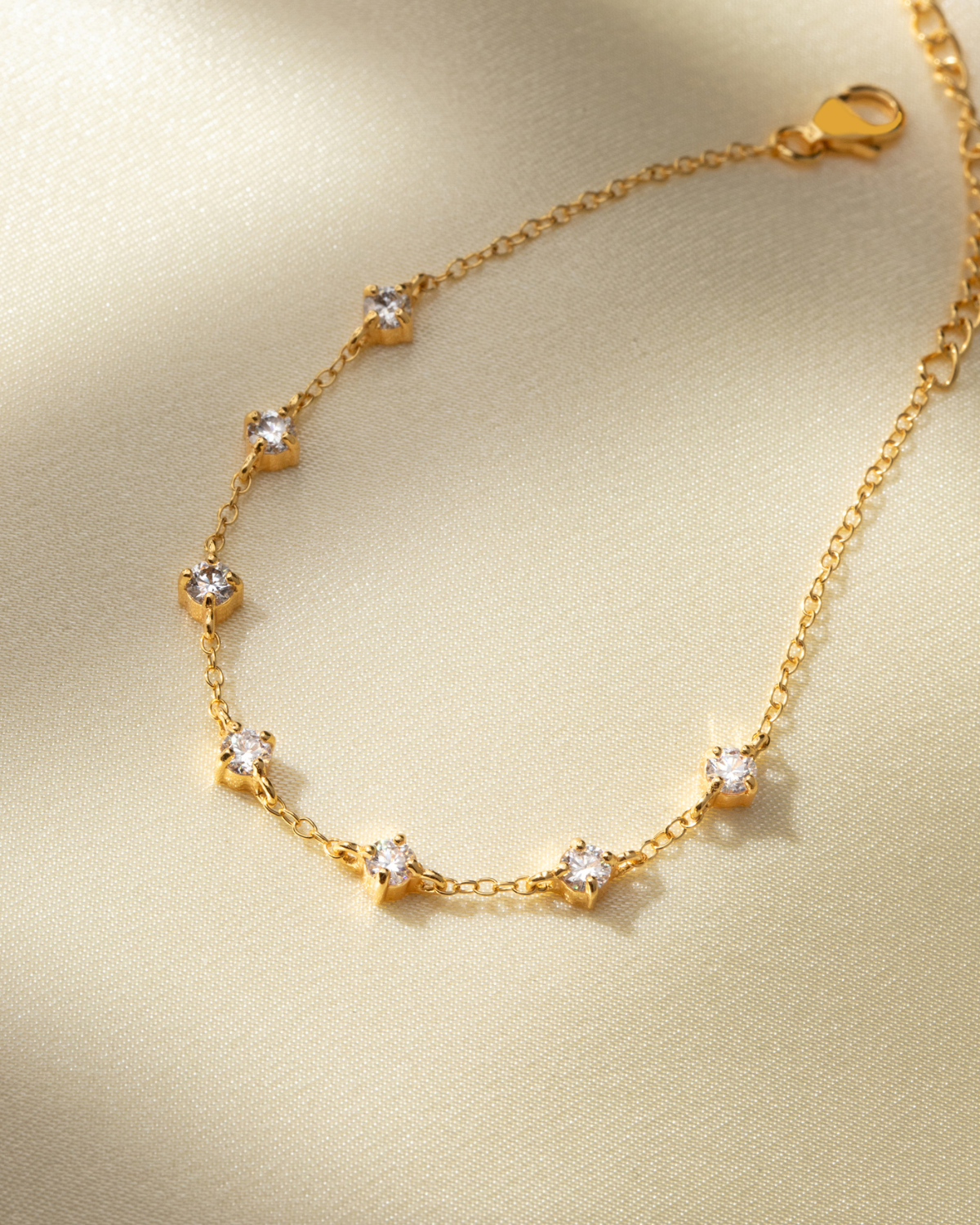 Vianne Jewellery Moissanite Tennis Bracelet in 18k Gold Vermeil