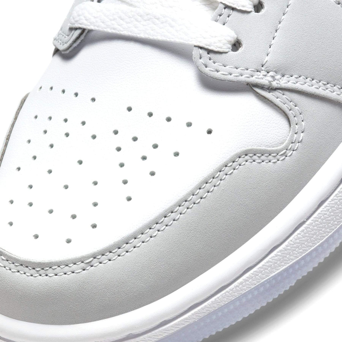 Air Jordan 1 Mid Wmns 'White Wolf Grey' - Bascora