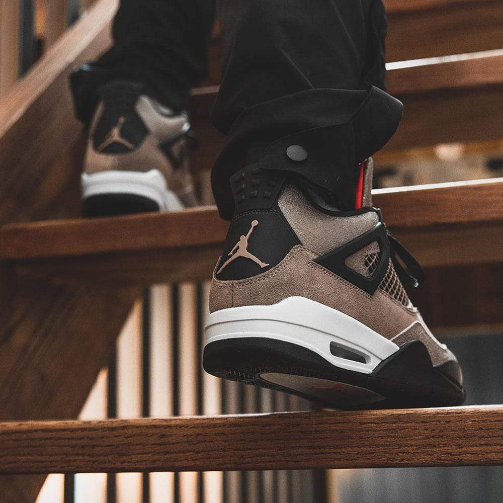 Air Jordan 4 Retro 'Taupe Haze' - Bascora