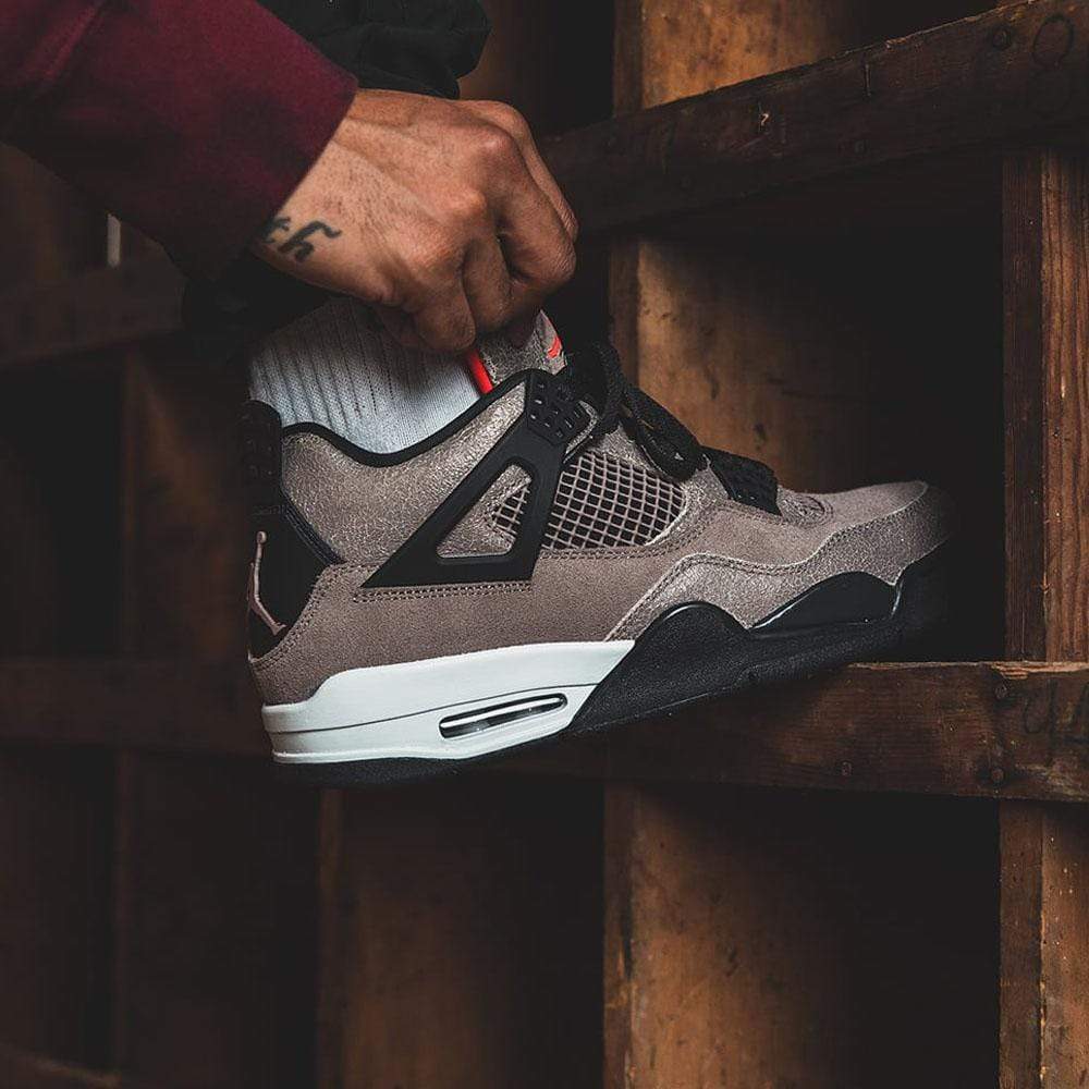 Air Jordan 4 Retro 'Taupe Haze' - Bascora