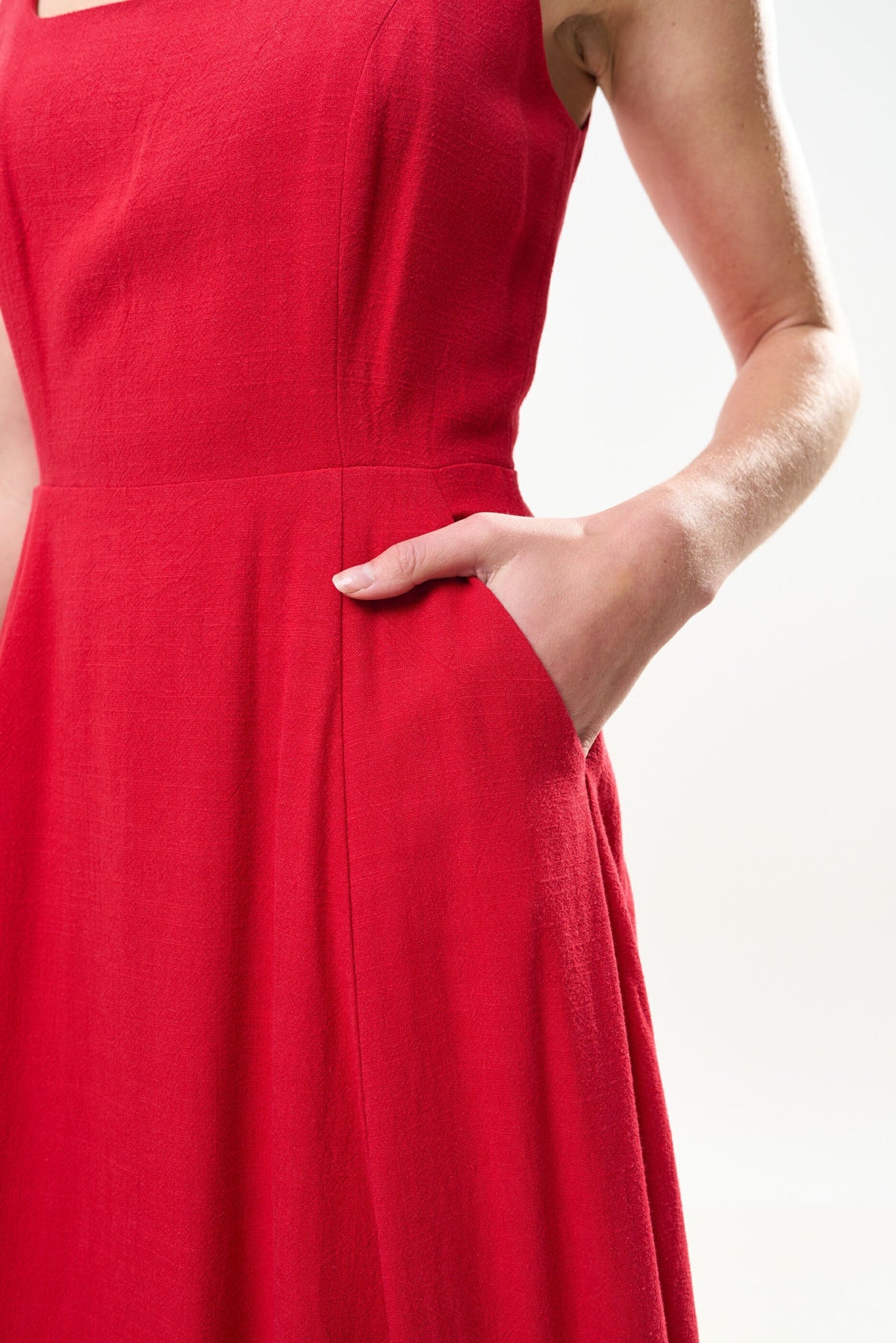 Baya Linen Mix Square Neck Midi Dress – Red - Bascora