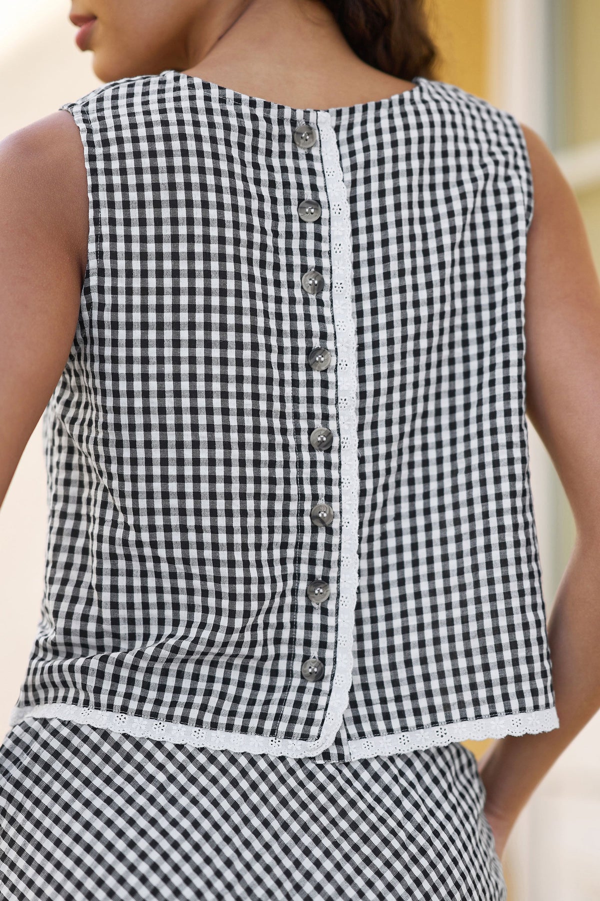 Black Gingham Cotton Top With Lace Trims - Bascora
