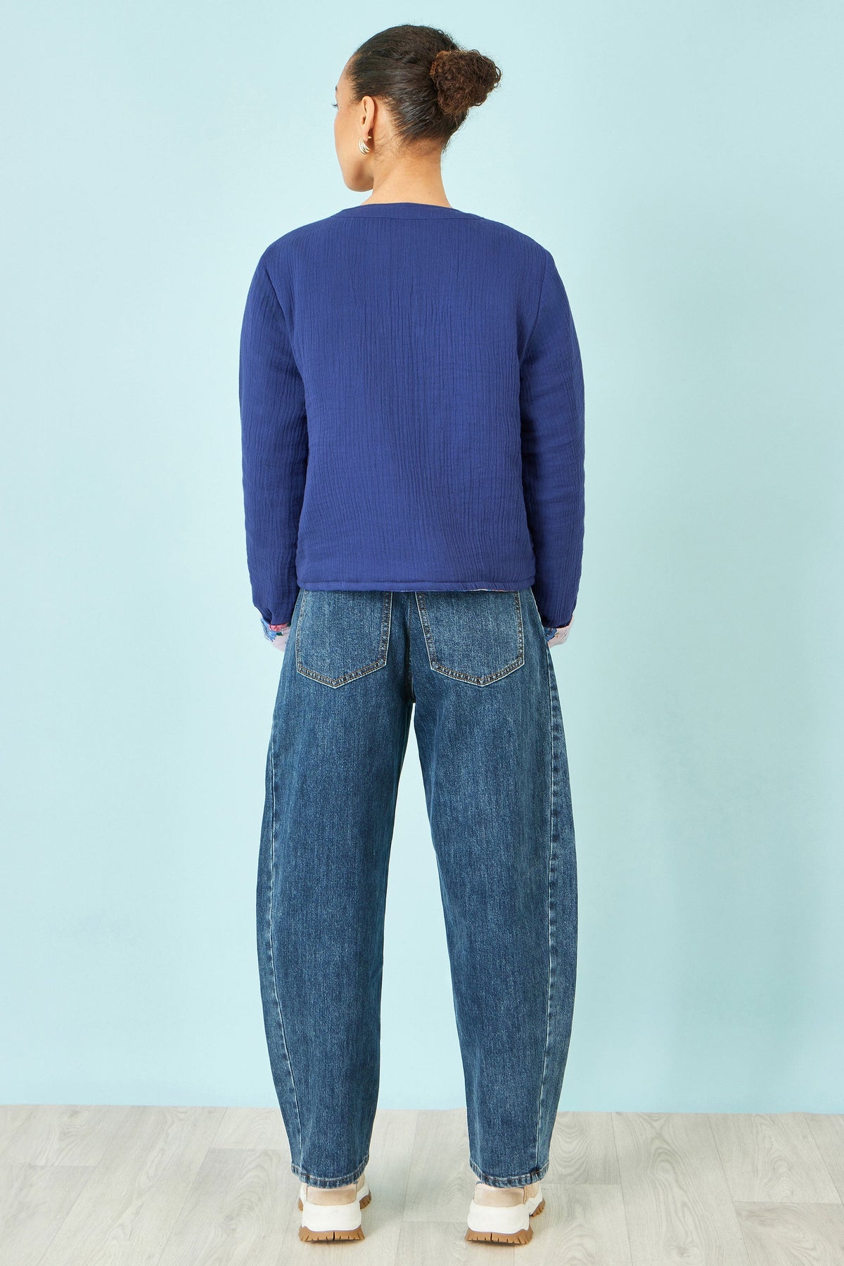 Blue Floral Embroidery Cotton Jacket - Bascora