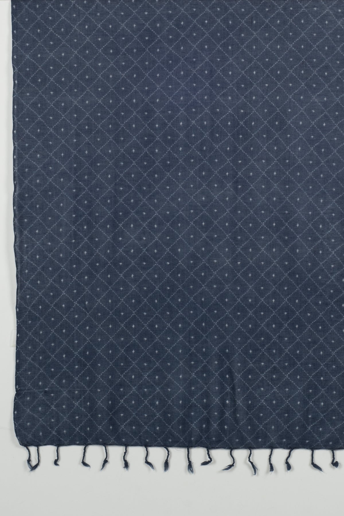 SVEŽElife Dotted Diamond Merino Wool Scarf Blue | Bascora