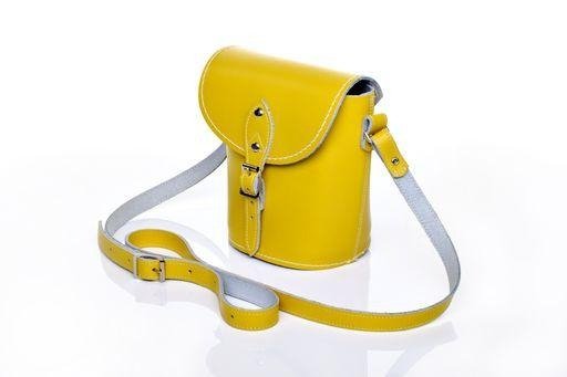 Handmade Leather Barrel Bag – Pastel Daffodil Yellow - Bascora