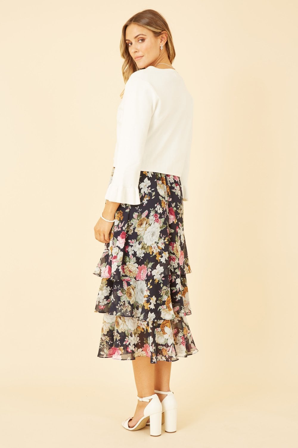 Ivory Cropped Cardigan With Bell Sleeves - Bascora