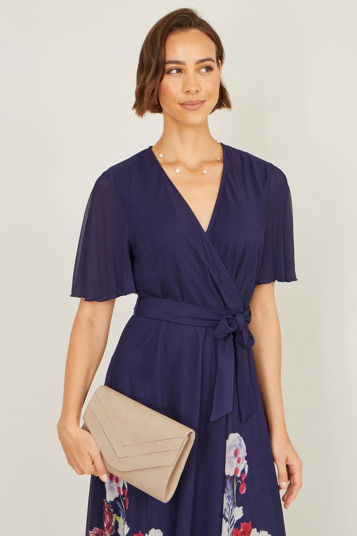 Ivory Shimmer Envelope Clutch Bag - Bascora