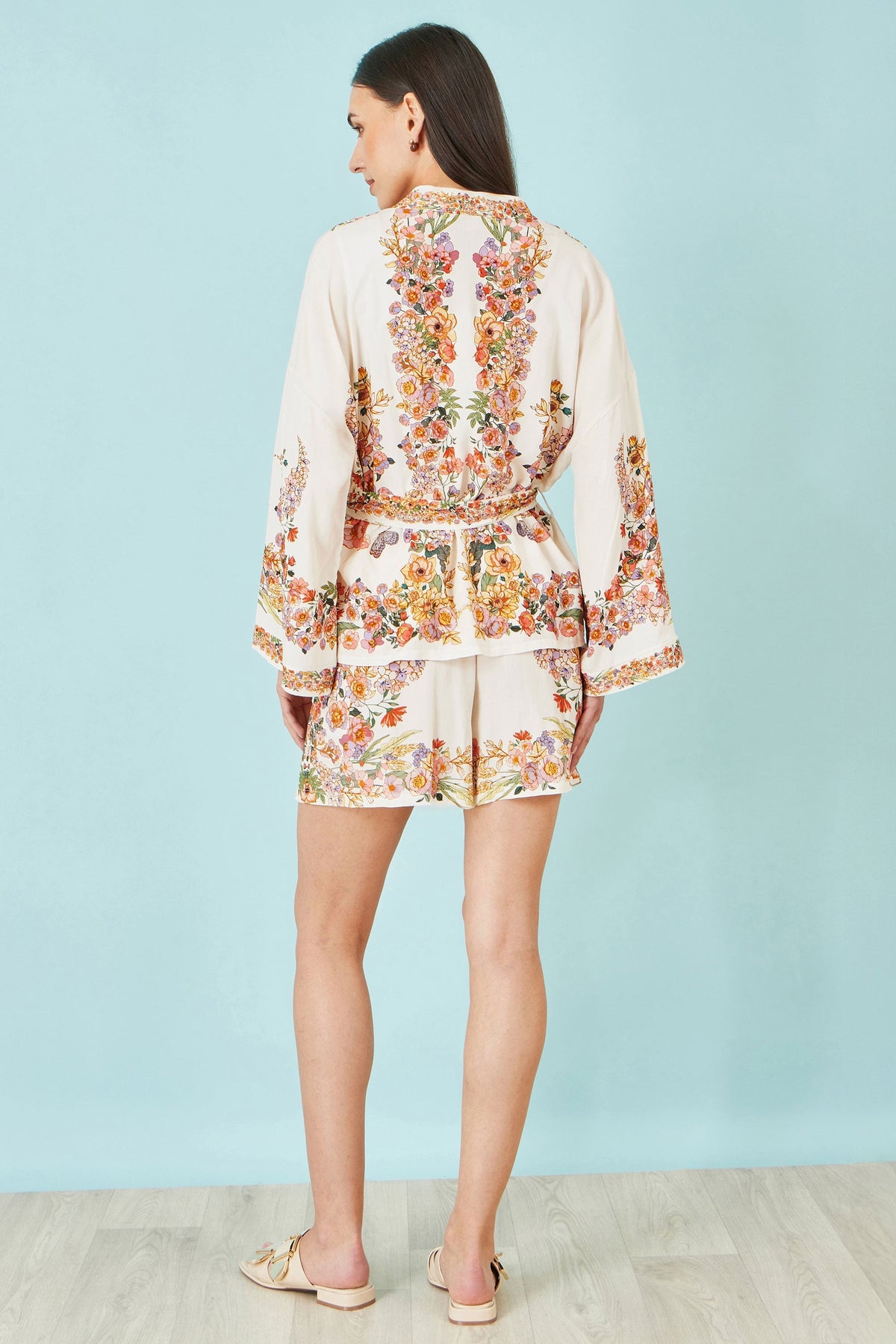Ivory Viscose Floral Border Kimono With Tie Belt - Bascora