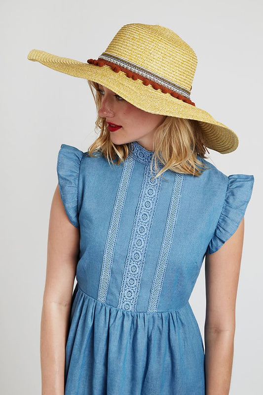 January Large Brim Straw Hat With Pom Trim - Bascora