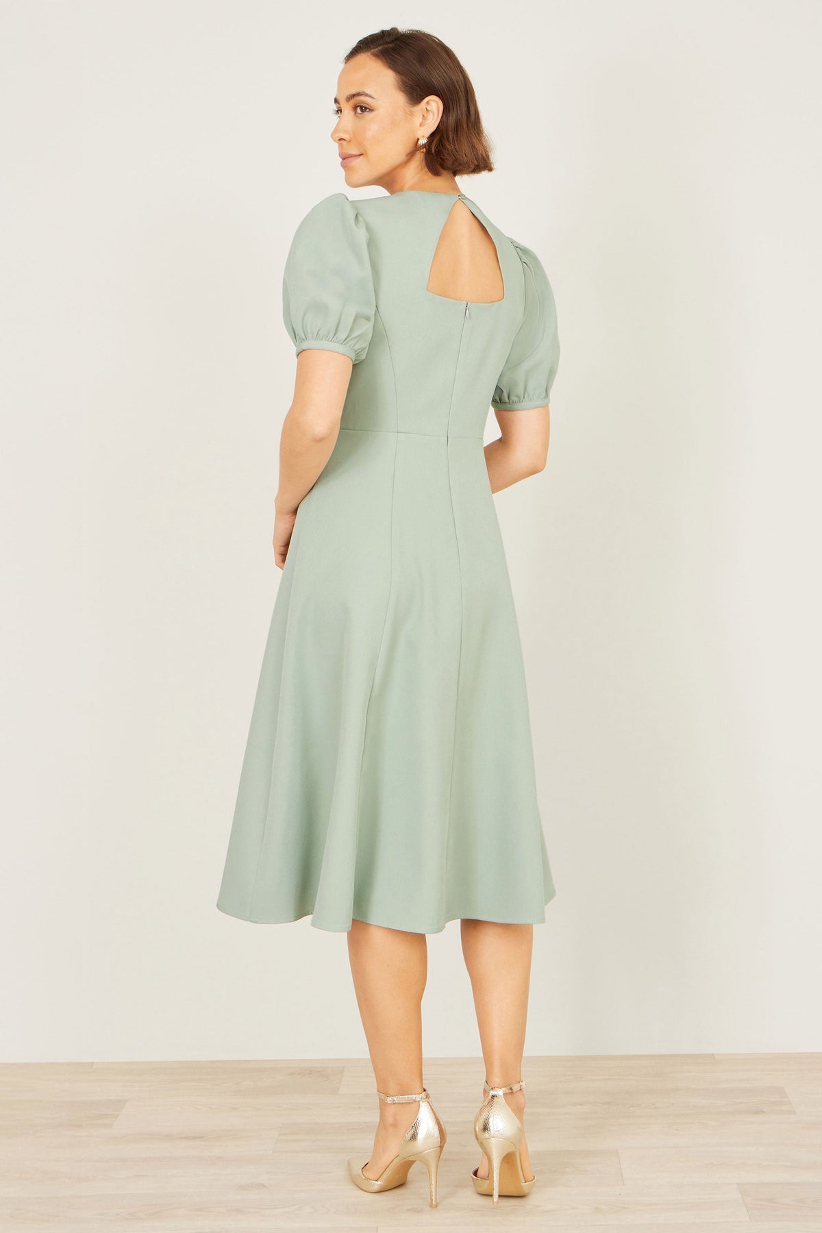 Mint Skater Dress With Puff Sleeves And Buckle Detail - Bascora
