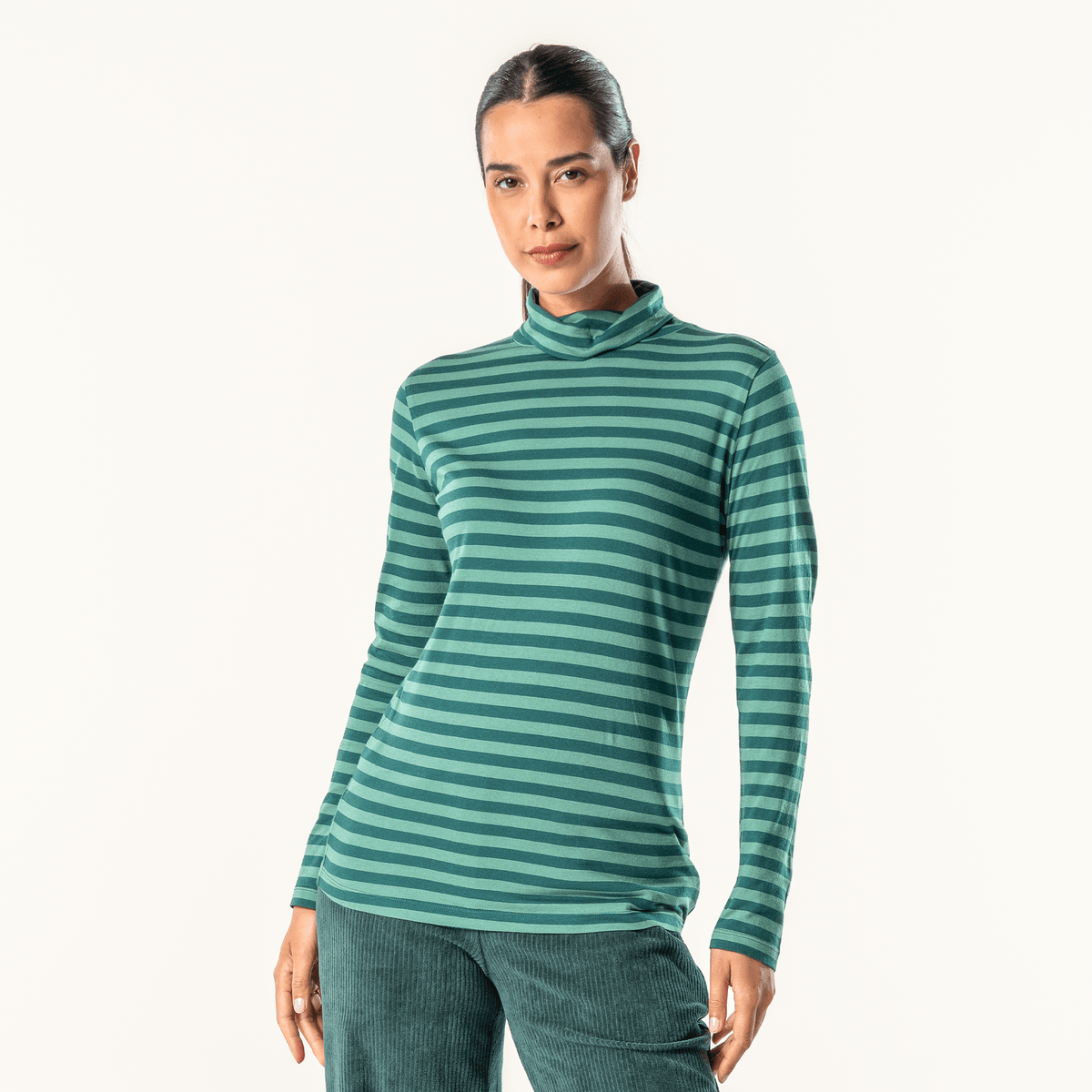 Organic Cotton Turtleneck T-Shirt – Women's - Bascora