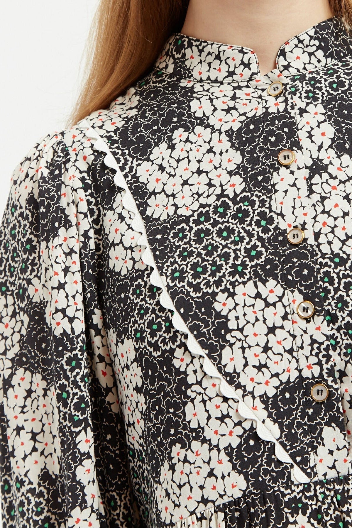 Suzanne Flower Patch Mini Dress Black/White - Bascora