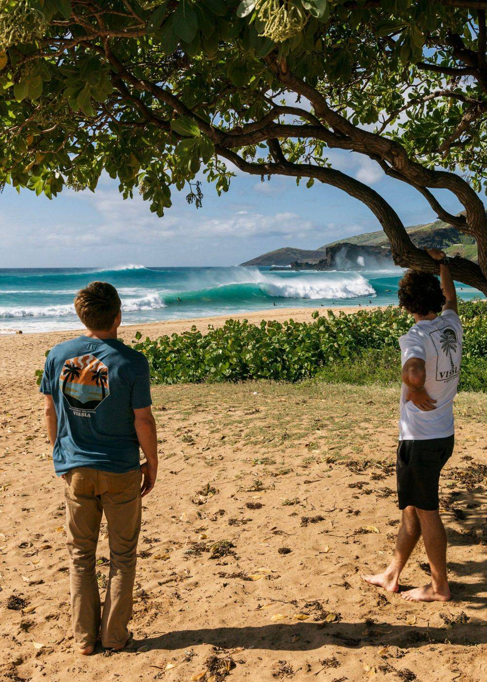 The Vissla Psychedelic Palms Tee - Bascora